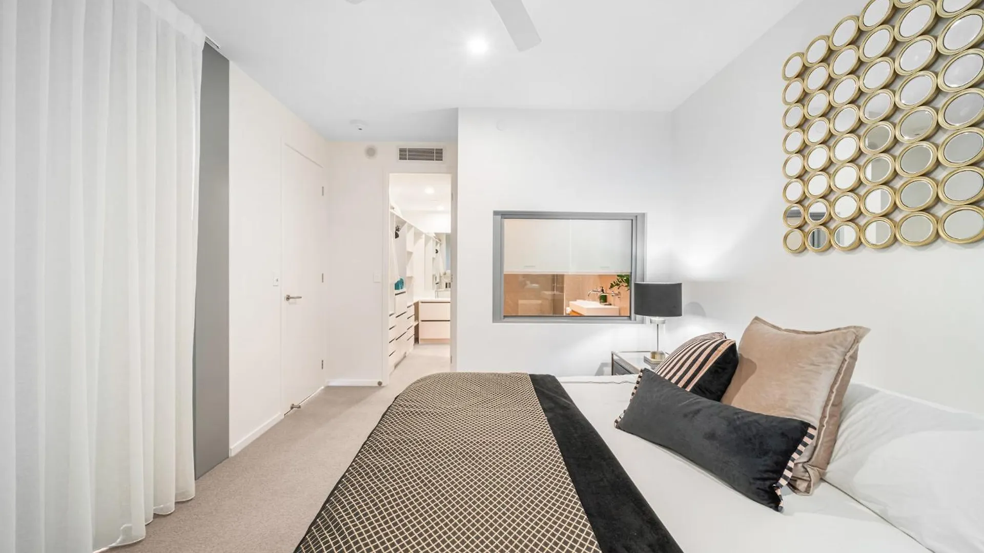 Maroochydore Rise On Sixth Apartment